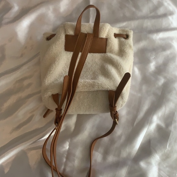 mini wool adjustable backpack - Picture 3 of 5